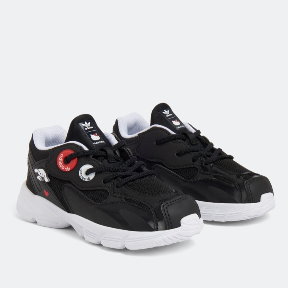 Adidas Hello Kitty Astrir Sneakers